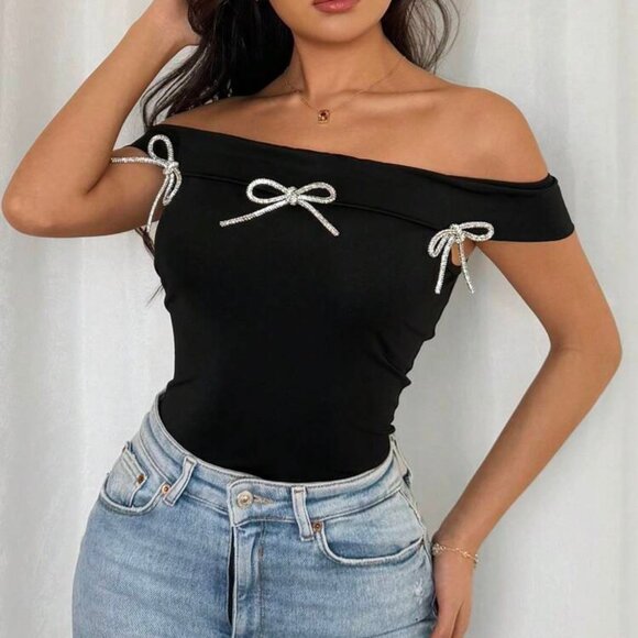 Women's strapless tie front tank top, sleeveless fitted tube top. - Picture 6 of 6